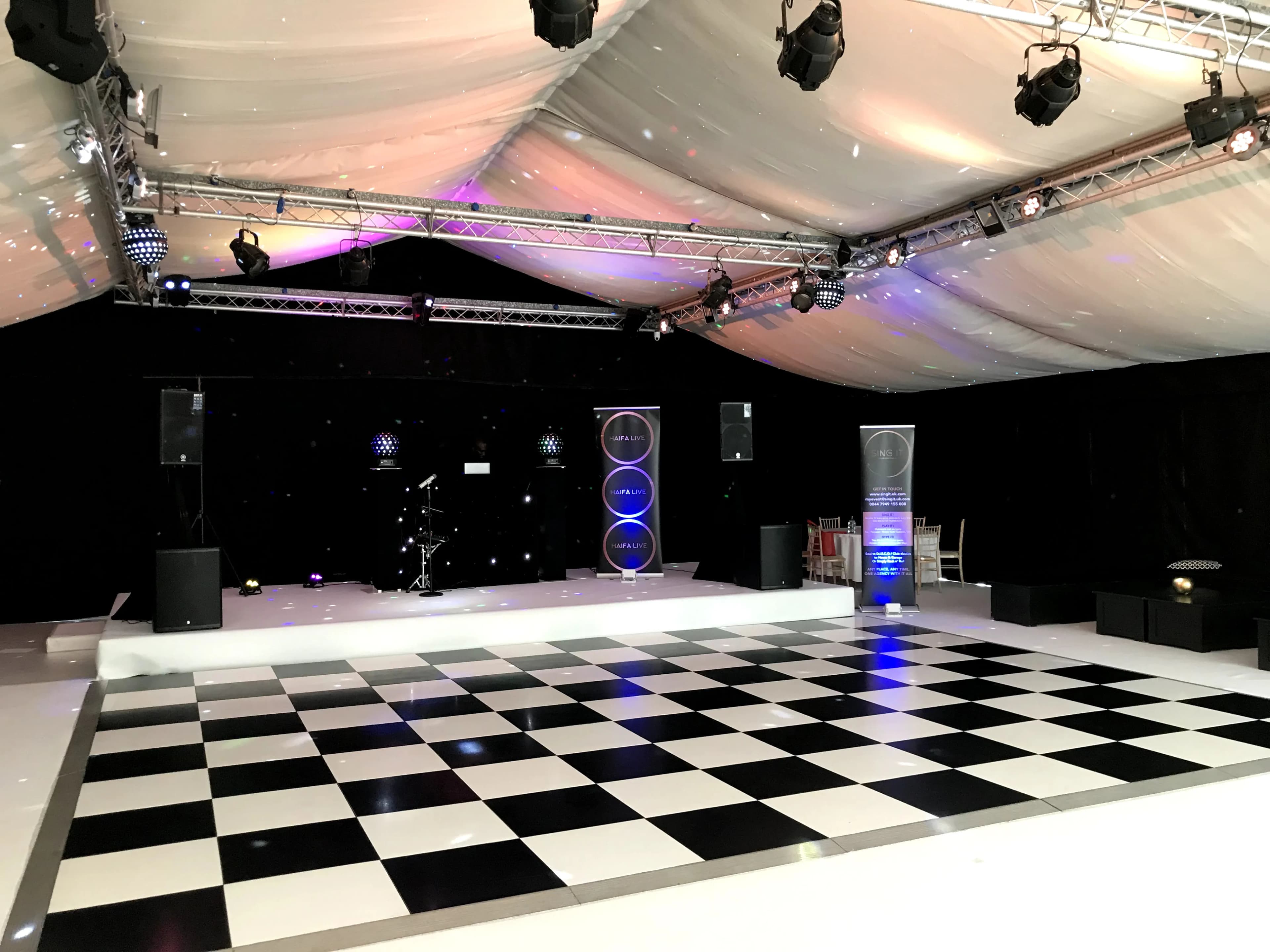 LED & PLAIN DANCEFLOORS